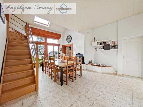 Maison familiale 210 m² avec extension récente, terrain clos et confort moderne – Un bien rare à visiter !