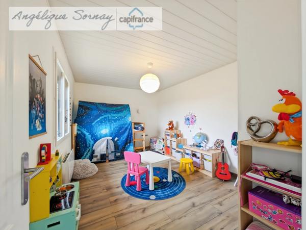 Maison familiale 210 m² avec extension récente, terrain clos et confort moderne – Un bien rare à visiter !