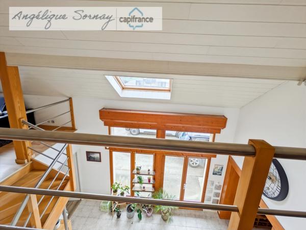 Maison familiale 210 m² avec extension récente, terrain clos et confort moderne – Un bien rare à visiter !