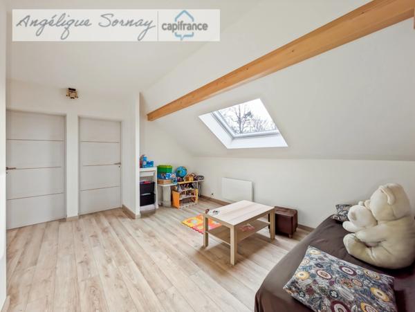 Maison familiale 210 m² avec extension récente, terrain clos et confort moderne – Un bien rare à visiter !