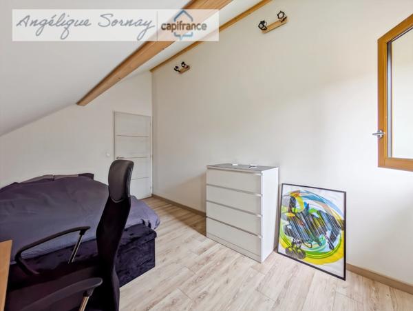 Maison familiale 210 m² avec extension récente, terrain clos et confort moderne – Un bien rare à visiter !