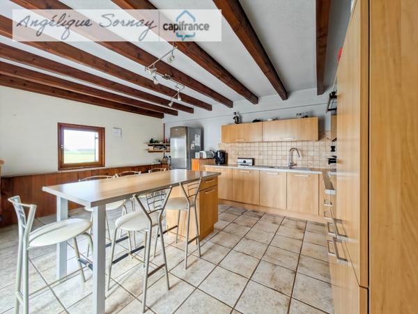 Maison familiale 210 m² avec extension récente, terrain clos et confort moderne – Un bien rare à visiter !