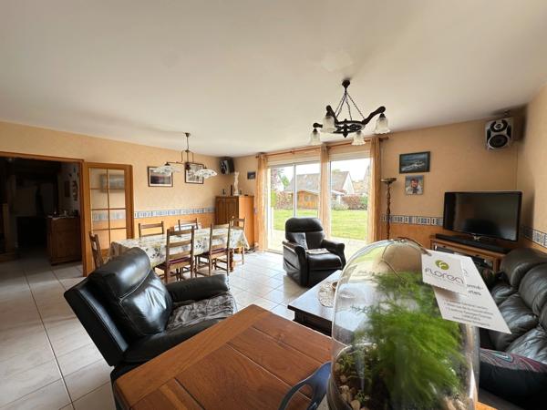 À vendre - Pavillon de 131m2 - 4 chambres - Terrain 713m2