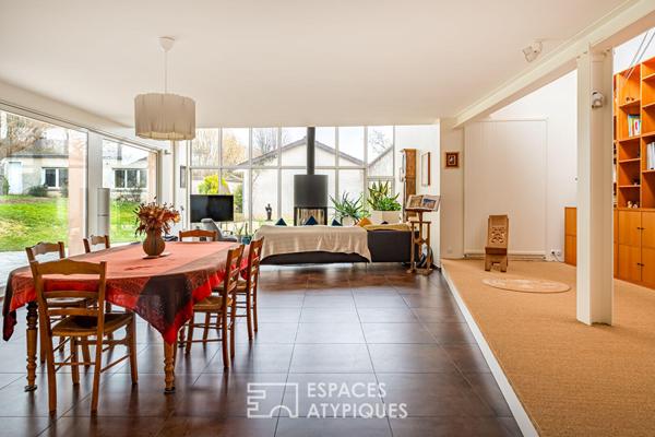 Longère XVIIIème rénovée et son extension dans le carré d’or de Villennes-sur-Seine.