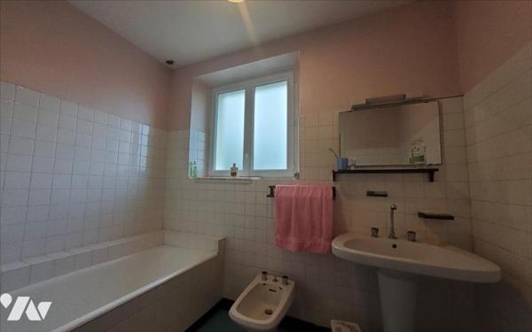 CARHAIX - MAISON 6 PIECES