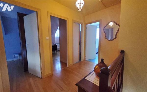 CARHAIX - MAISON 6 PIECES