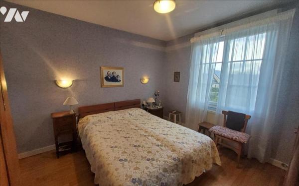 CARHAIX - MAISON 6 PIECES