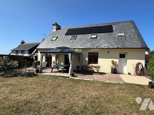 Maison à vendre à Perros-Guirec de 125 m² offre un cadre de vie agréable, au calme et à proximi...