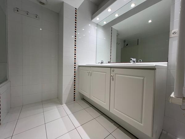 Appartement à louer Orvault : 3 pièces, 66m² avec 2 chambre(s) à 1 038€ - AJP Immobilier Nantes Jouzel