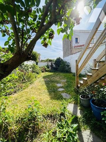 MALO-LES-BAINS – Maison Garage Jardin Terrasse