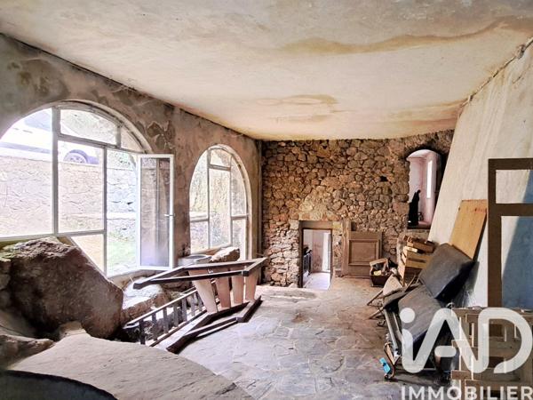 Maison à vendre 9 pièces 249 m² Saint-Hippolyte-du-Fort