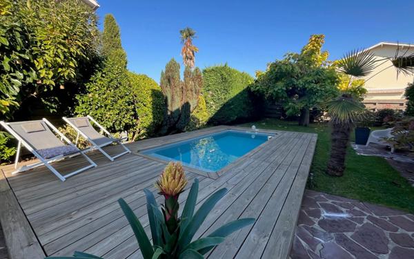 Maison à vendre    5 pièces • 160 m2 Saint-Paul-lès-Dax