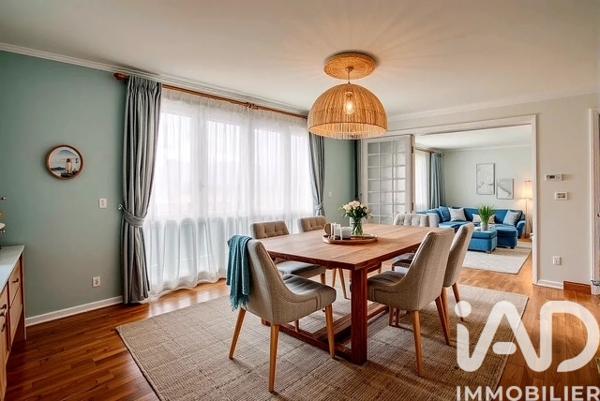 Maison à vendre 10 pièces 137 m² La Roche-sur-Yon
