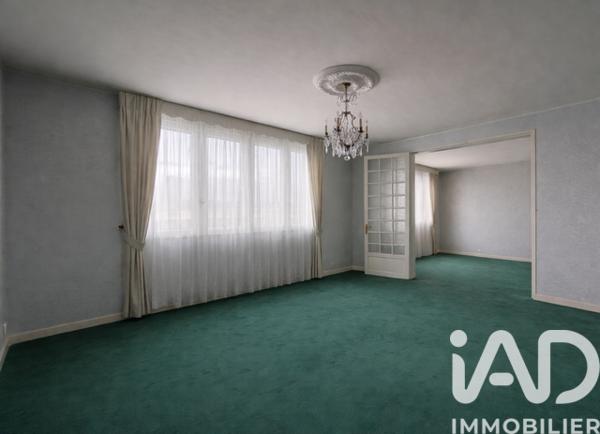 Maison à vendre 10 pièces 137 m² La Roche-sur-Yon