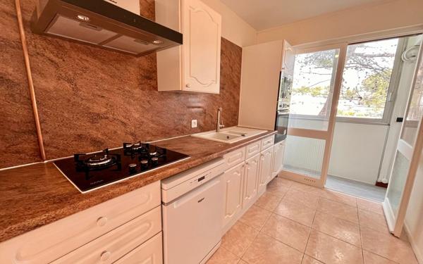 Appartement à vendre    3 pièces • 74,32 m2 Le Cannet