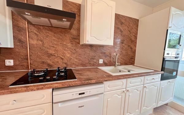 Appartement à vendre    3 pièces • 74,32 m2 Le Cannet