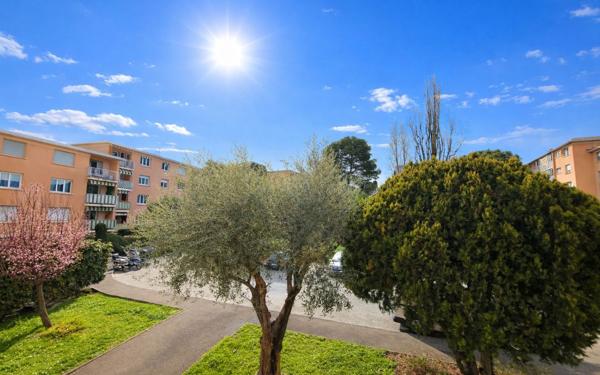 Appartement à vendre    3 pièces • 74,32 m2 Le Cannet