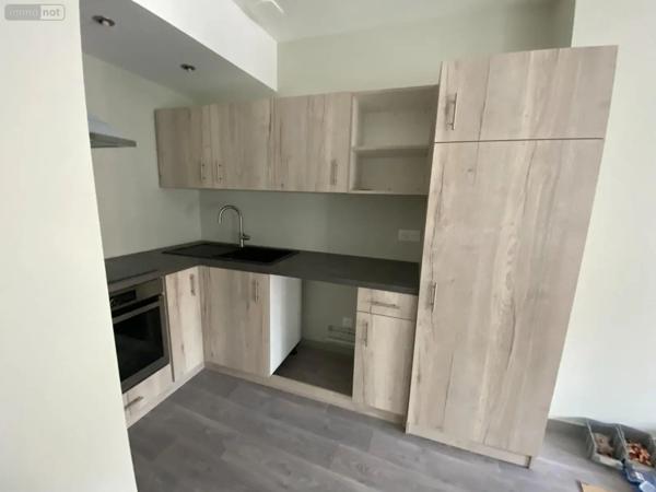 Location - Appartement Cluny 71250 2 pièces 50 m 2