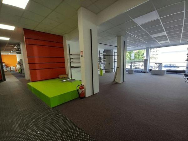 Local commercial 217.6 m² à Albertville 20 QUAI DES ALLOBROGES 73200 à louer