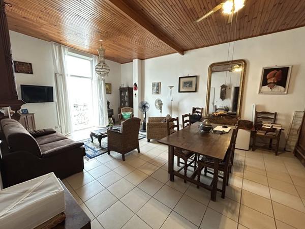 Appartement à vendre |  Sète |  2 pièces | 51 m²