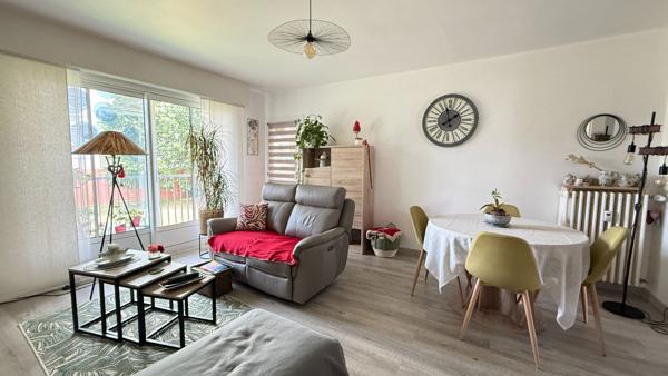 La Roche sur Yon, Appartement Type III + garage: EXCLUSIVITE AMANDA
