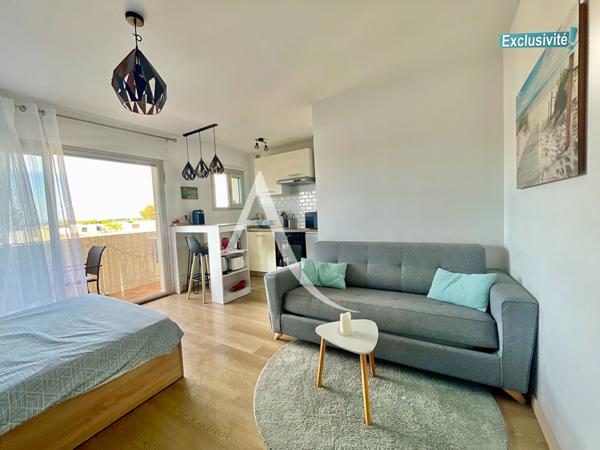 CARNON - STUDIO RÉNOVÉ - 23 M² - TERRASSE 7 M² - VUE DÉGAGÉE - À 50 M DE LA PLAGE