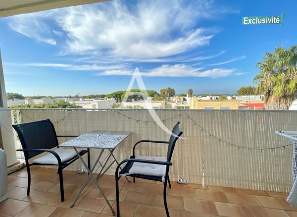 CARNON - STUDIO RÉNOVÉ - 23 M² - TERRASSE 7 M² - VUE DÉGAGÉE - À 50 M DE LA PLAGE