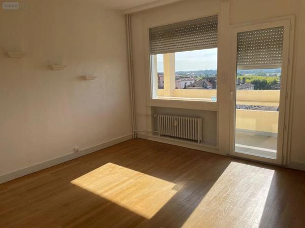 Location - Appartement Mâcon 71000 4 pièces 113 m 2