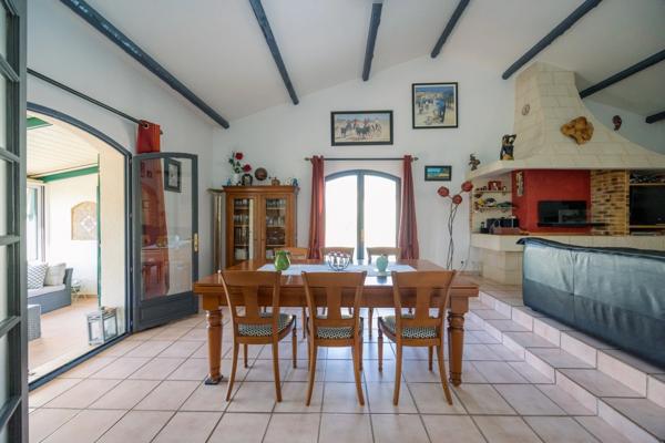 Maison à vendre 6 pièces CABRIERES (30)