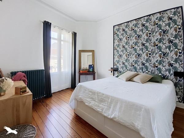 Maison 405 000 € Bordeaux 3 p 77 m² DPE D