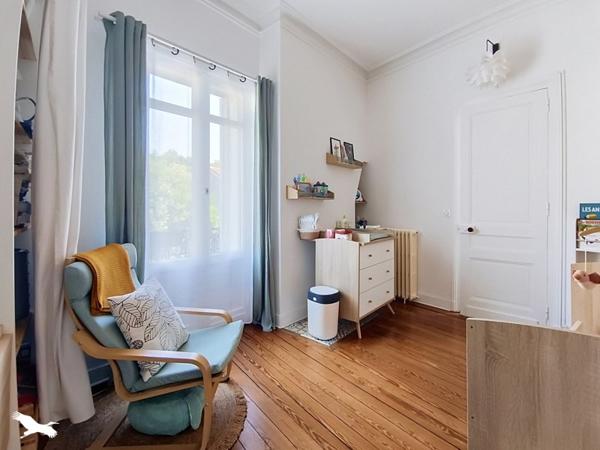 Maison 405 000 € Bordeaux 3 p 77 m² DPE D