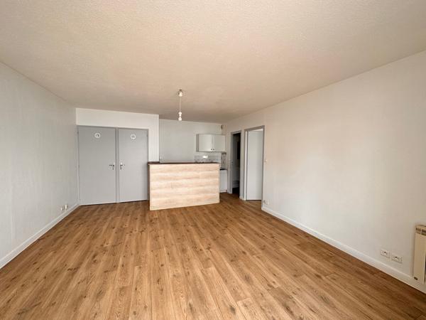 Appartement La Roche Sur Yon 2 pièce(s) 43.24 m2
