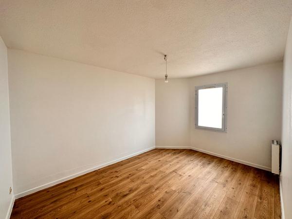 Appartement La Roche Sur Yon 2 pièce(s) 43.24 m2