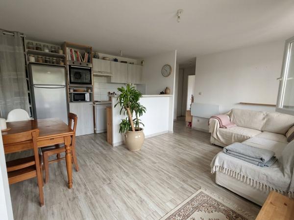 MAZERES : APPARTEMENT T3 AVEC BALCON ET PARKINGS EN RESIDENCE SECURISEE