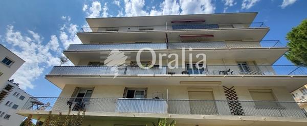Parking/box · Location Montpellier (34000) 12m²