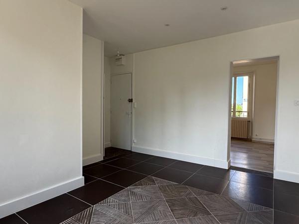 Exclusivité - À vendre, Appartement 3 pièces PARAY LE MONIAL (71)