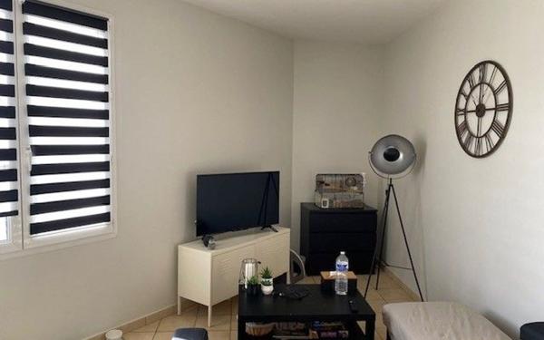 Appartement à louer    3 pièces •  Thilouze