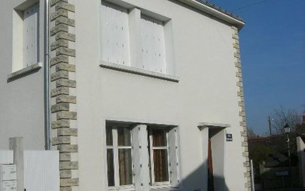 Appartement à louer    3 pièces •  Thilouze