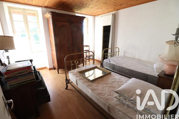 Maison à vendre 5 pièces 137 m² Montguyon