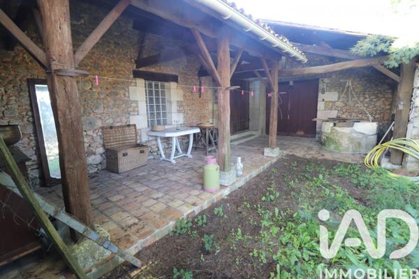 Maison à vendre 5 pièces 137 m² Montguyon