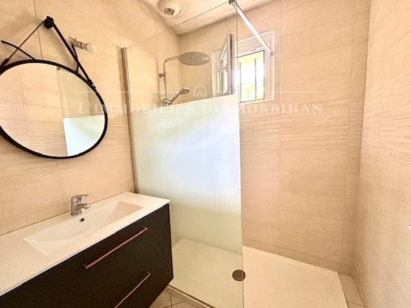 Sarzeau (56370) Maison de 108 m2 avec garage et jardin.