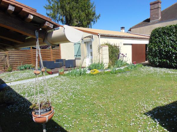 MAISON ANCIENNE AVEC DU CACHET