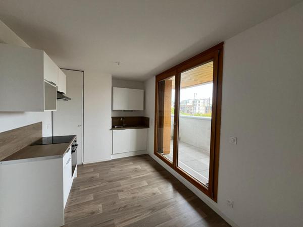 A LOUER : T3 à LILLE • rue Abélard - Porte de Douai • 920 € CC • Réf. 67082929542