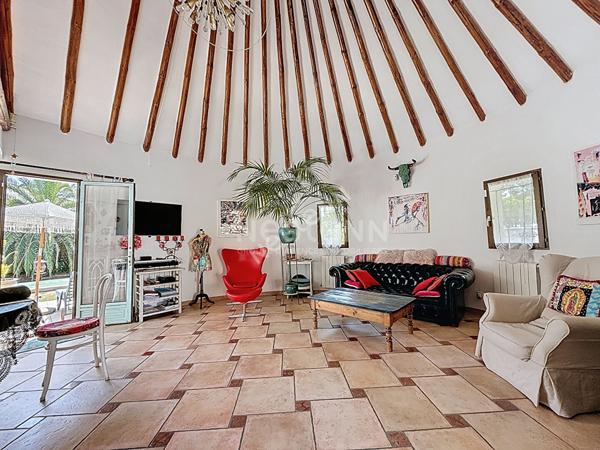 Elegante Maison a Vendre a Port Camargue - Un Havre de Paix