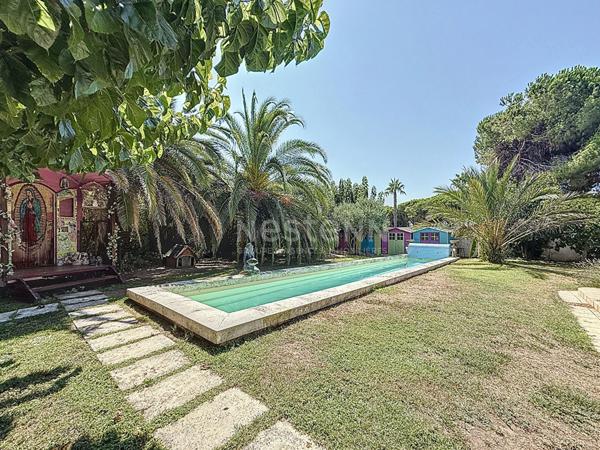 Elegante Maison a Vendre a Port Camargue - Un Havre de Paix