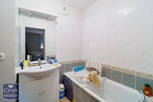 Appartement à vendre 2 pièces 44.47m² Cusset (03300)