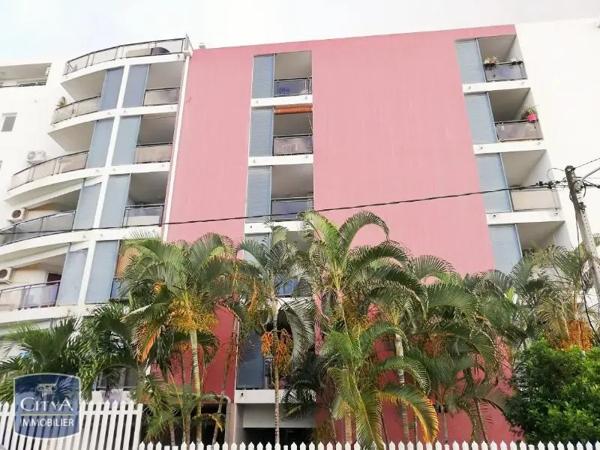 Appartement à louer 2 pièces 58.81m² Saint-Denis (97490)