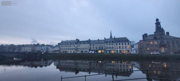 Appartement ancien à vendre à Châteaulin dans le Finistère (29150), ref : 3237-30