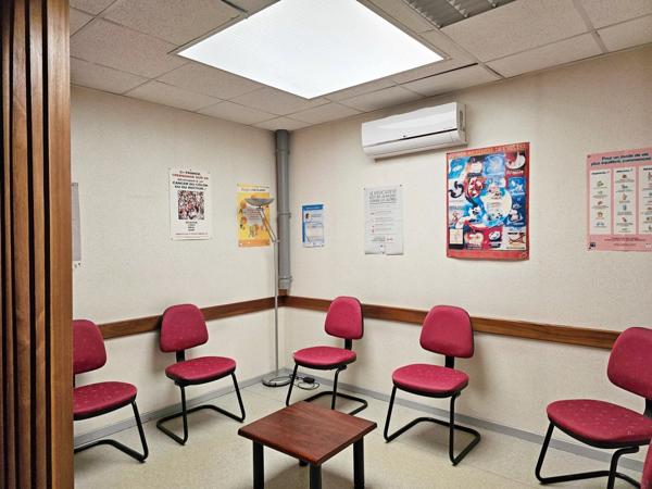 Vente Local commercial 10 pièces 181 m2 à Laon