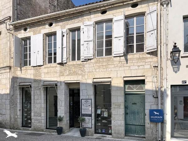 Immeuble 213 000 € Marennes 285 m² DPE